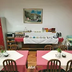 Μοτέλ Garni Aba 3*