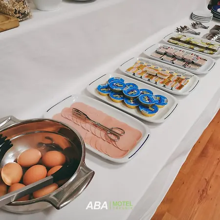 מוטל Garni Aba טראווניק